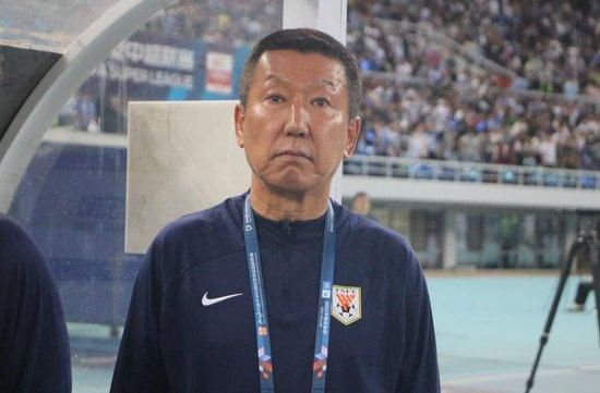 日韩美女在线播放